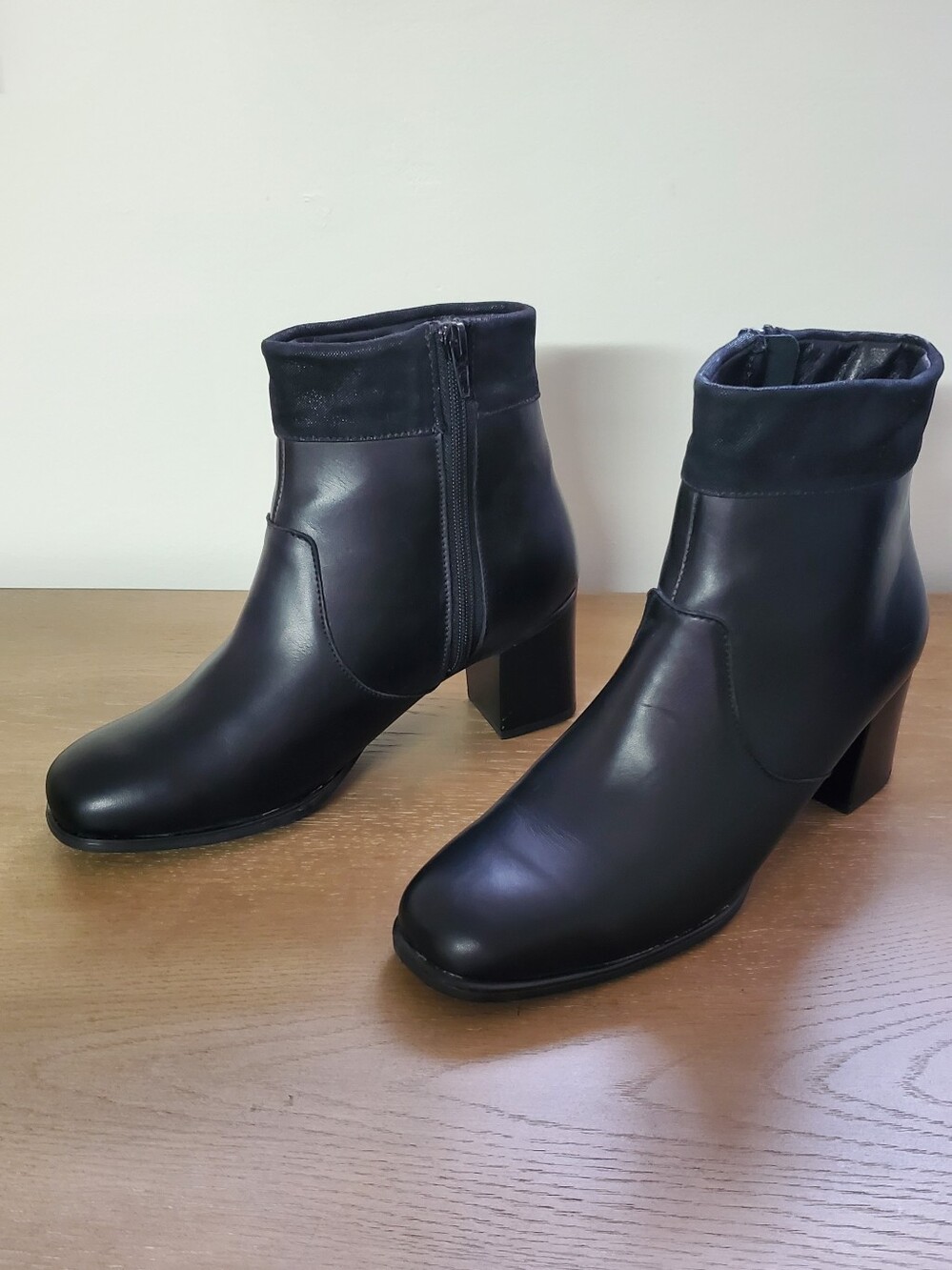 Naturalizer Black Leather Ankle Booties with Block Heel
